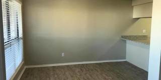 Lakeside Village Gallery 8