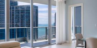 200 Biscayne Boulevard Way Gallery 9
