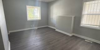 2509 East 37th Street - 1 Gallery 6