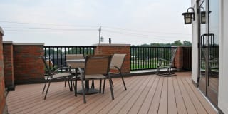 Senior Housing - Bradley Place Gallery 8