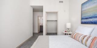 2 Bed 2 Bath Condo With Mountain Views In Recently Developed Steel Yards Neighborhood. Gallery 10