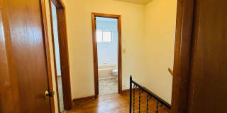 2 Bedroom 1 Bath Townhouse Gallery 8