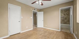 17801 N 8th Drive Gallery 13