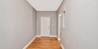 352 Norfolk St Gallery 17