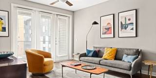 Fivetwo at Highland Gallery 14