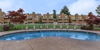 Brightwaters at Redhawk Gallery 9