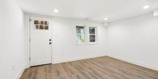 1529 ISHERWOOD Street NE Gallery 25