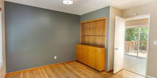 Beautiful 4 Bedroom Home Gallery 9