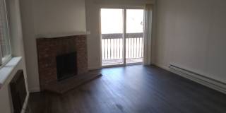 2 bed 2 bath w/carport, Great location off 2nd and Sable near 6th and I-225 and Aurora Mall Gallery 12