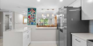 811 S Hollybrook Dr Gallery 3