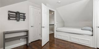 39 Bay Shore Avenue Gallery 17