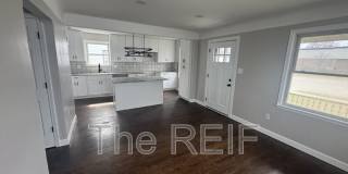 3324 Greenfield Road Gallery 2