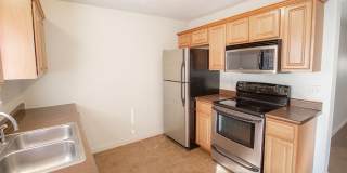 Spacious 4 BDR Duplex Gallery 18