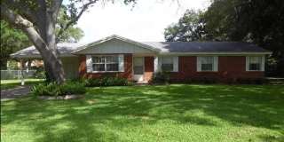 315 NE Sudduth Circle Gallery 1