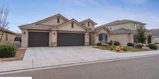 Beautiful 4 Bedroom Home Gallery 12