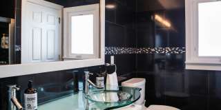 Gorgeous 4-Bed 2-Bath in Beaver Hills Gallery 5