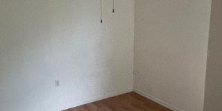 606 Atkinson Avenue Gallery 11