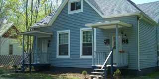 1 Bed - Walk to Campus - Utilities Paid Gallery 3