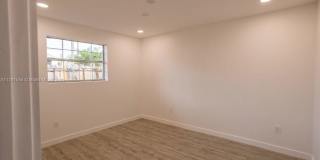 7871 Hope Street Gallery 28