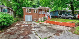 Room in 6 Bedroom House at Holly Rd NW Gallery 1