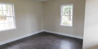 Completely Renovated 3 bed, 2bath home Gallery 12