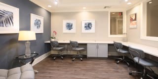 Kelvin Court Gallery 24