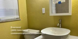 1006 East 15th Avenue Gallery 32