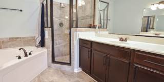 Pet Friendly Three Bedroom! Gallery 11