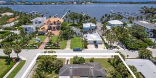 1725 N Lakeside Drive Gallery 1