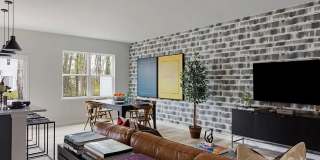 Room in 3 Bedroom Home at Endeavor Ln Gallery 10