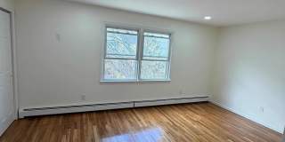 293 AVENUE C Gallery 6