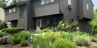 5 Lexington Green Gallery 1