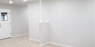 907 SE H Street Gallery 7