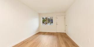 Crestwood Place Gallery 22