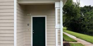 304 SOUTHERN PECAN Circle Gallery 1