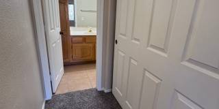 3rd floor with balcony - Boulder City Gallery 23