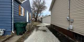 Immediate Move-In! Renovated 2BR House Near Ball State w/ Fireplace & Outdoor Space Gallery 31