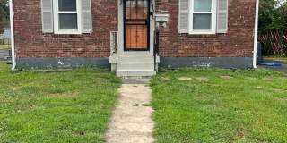 Charming 3BR House in Louisville Gallery 1