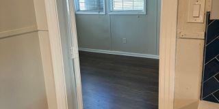 Large 5 Bedroom House in North Campus! Gallery 25