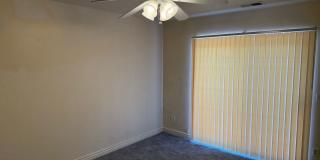 wonderful 3 bedroom townhome with a great location! Gallery 5