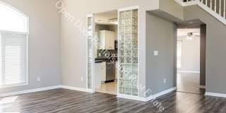 Now available!! $300.00 off first months rent! Gallery 7