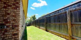 405 Sladecek Drive Gallery 23