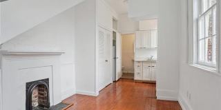 732 BURGUNDY Street Gallery 4