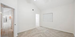 Gated Community townhome, with private garage Gallery 48