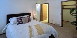 Sauk Creek Apartment Homes Gallery 4