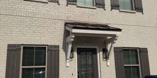 Brand New Townhome off Wire Rd, Close to Vet School and City Soccer Complex Gallery 1