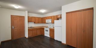 Lyons Court - Senior Living Gallery 1