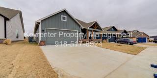 4 BEDROOM CAPITAL HOME IN SAND SPRINGS!!! Gallery 1