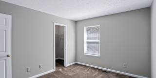 5439 Lake Boggs Street Gallery 37