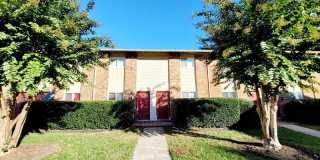 7103 Wentworth St Gallery 4